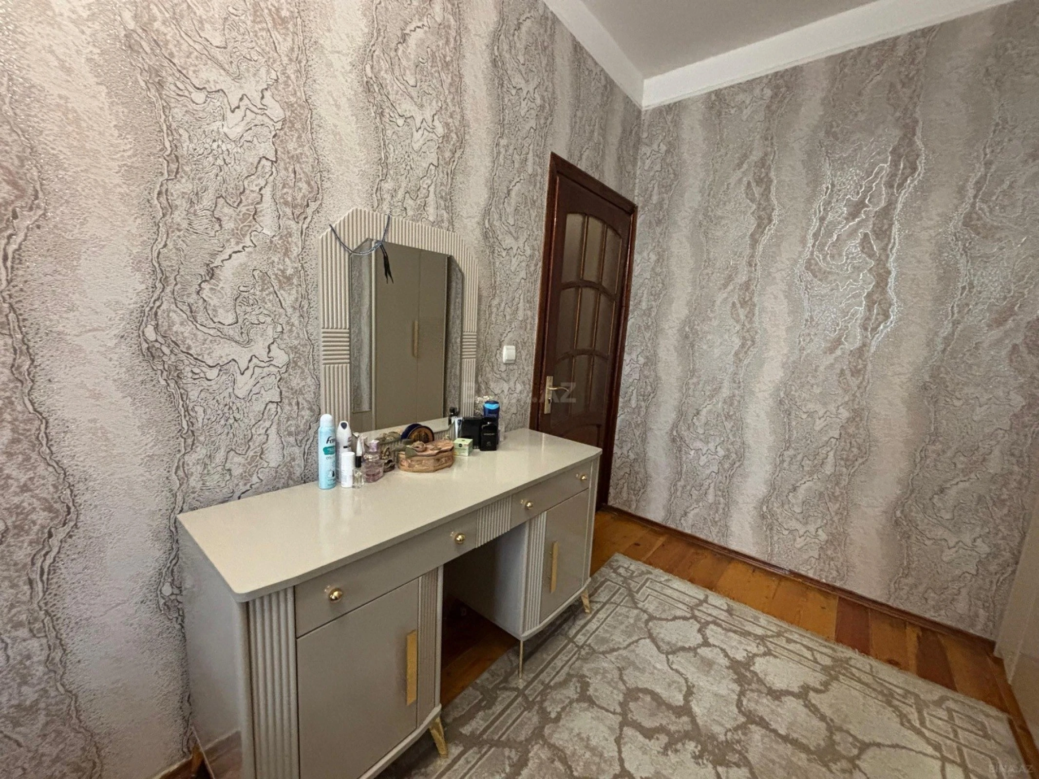 Satılır 3 otaqlı mənzil 50 m²
