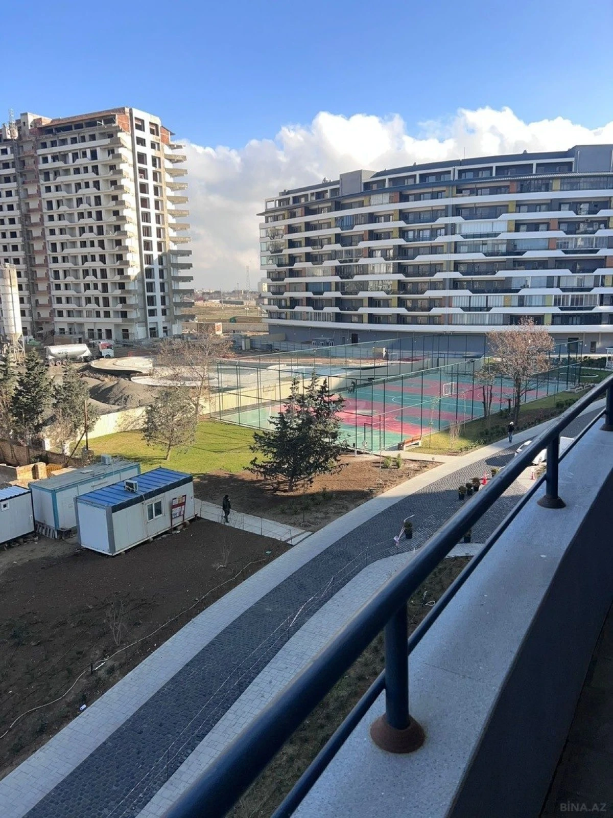 Satılır 2 otaqlı mənzil 68 m²