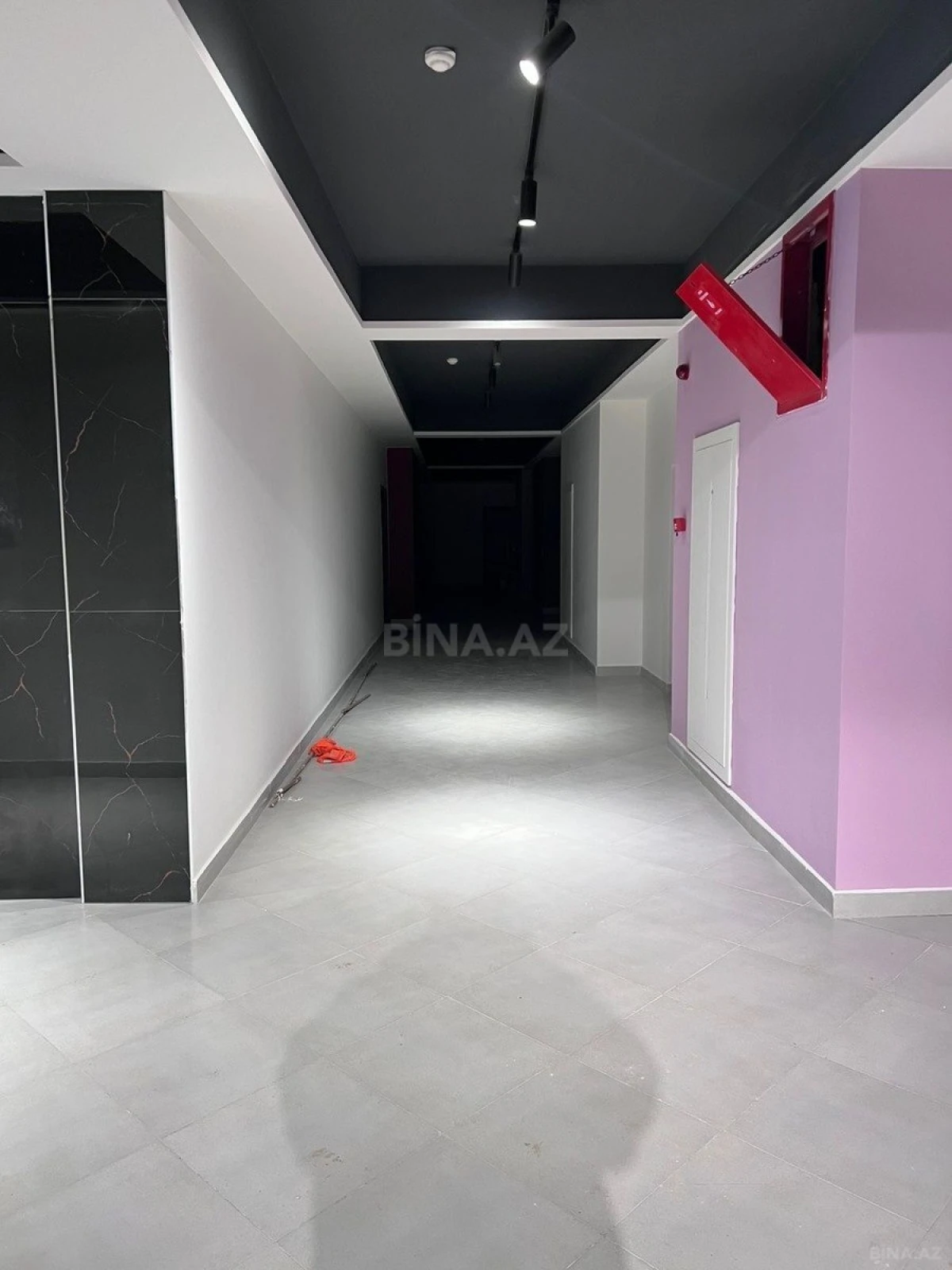 Satılır 2 otaqlı mənzil 68 m²