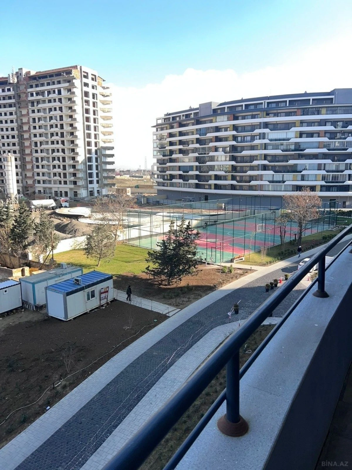Satılır 2 otaqlı mənzil 68 m²