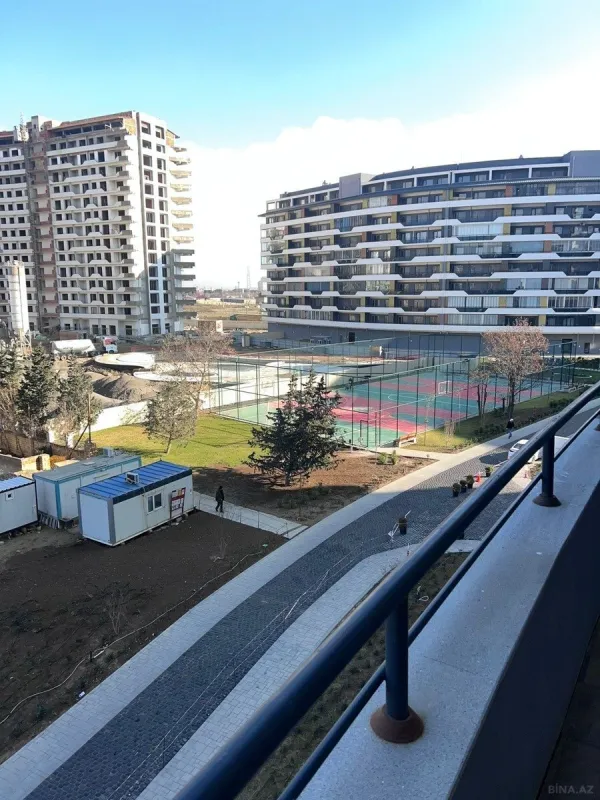 Satılır 2 otaqlı mənzil 68 m²