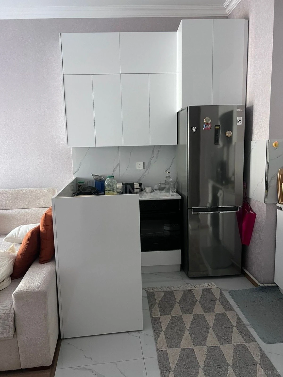 Satılır 2 otaqlı mənzil 68 m²