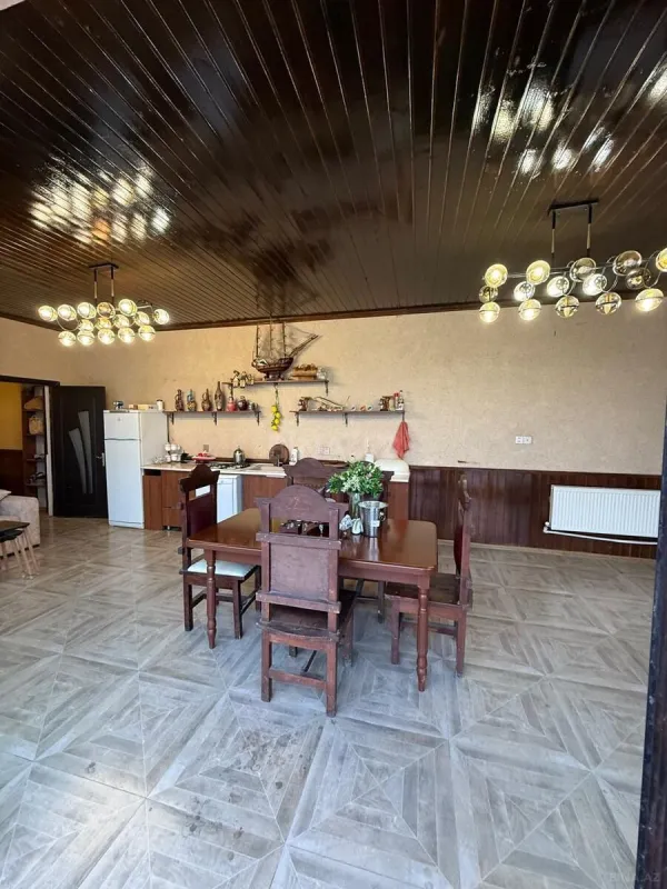 Kirayə verilir 3 otaqlı həyət evi 220 m²