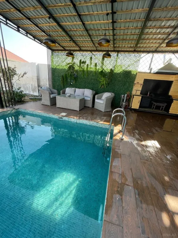 Kirayə verilir 3 otaqlı həyət evi 220 m²