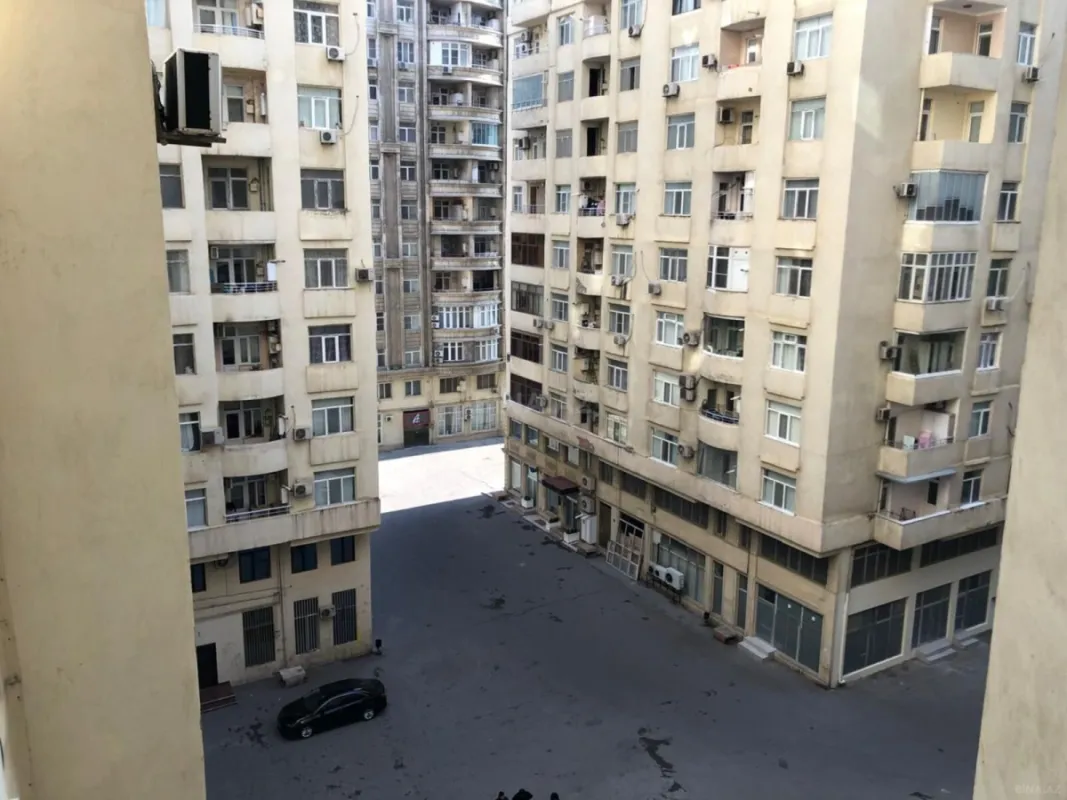 Kirayə verilir 3 otaqlı mənzil 120 m²