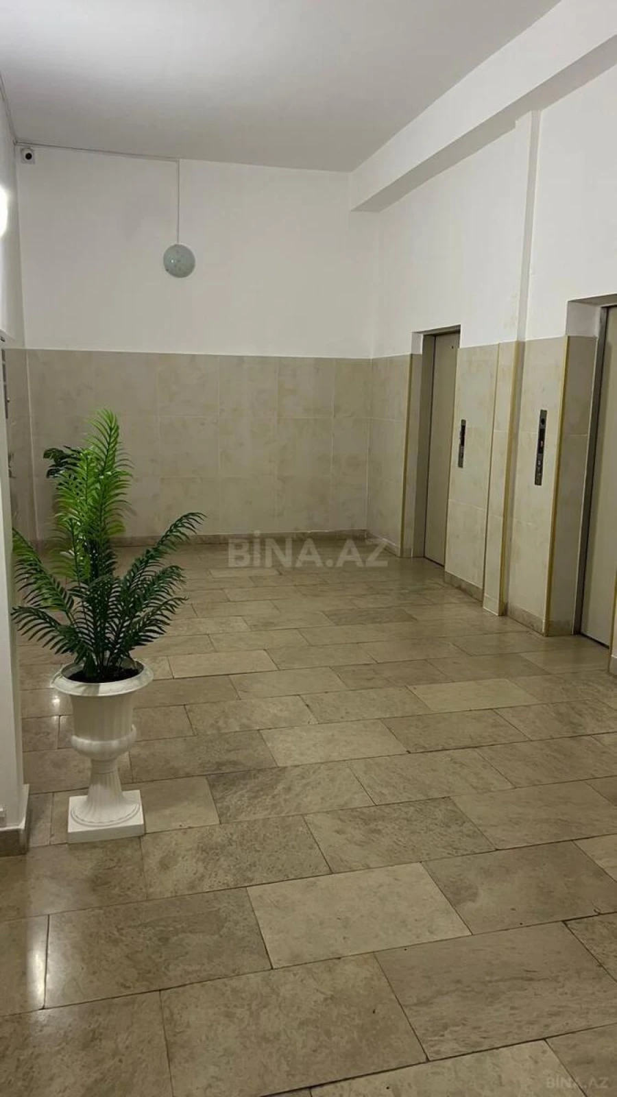 Kirayə verilir 3 otaqlı mənzil 120 m²