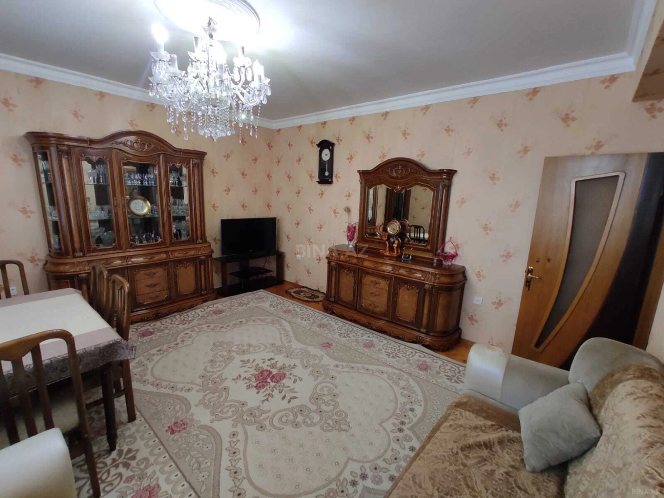 Kirayə verilir 3 otaqlı mənzil 110 m²