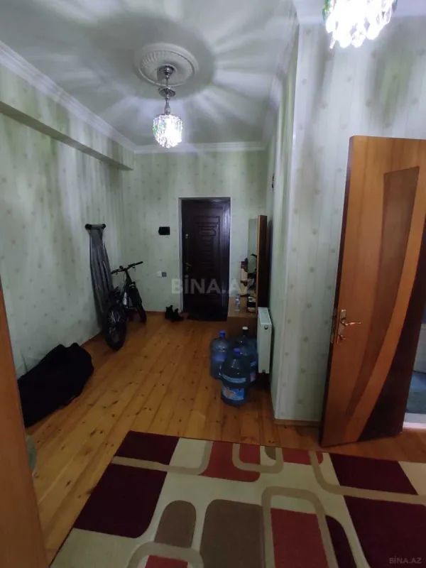 Kirayə verilir 3 otaqlı mənzil 110 m²