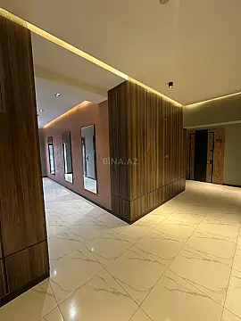 Satılır 3 otaqlı mənzil 128.8 m²