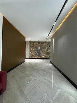 Satılır 3 otaqlı mənzil 128.8 m²