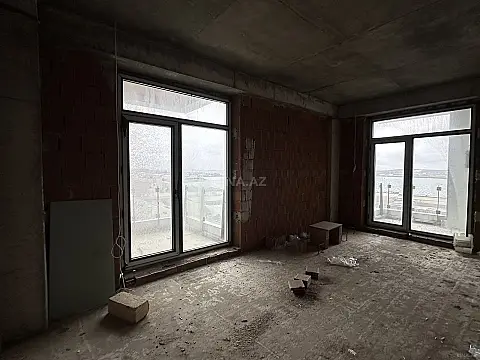 Satılır 3 otaqlı mənzil 128.8 m²