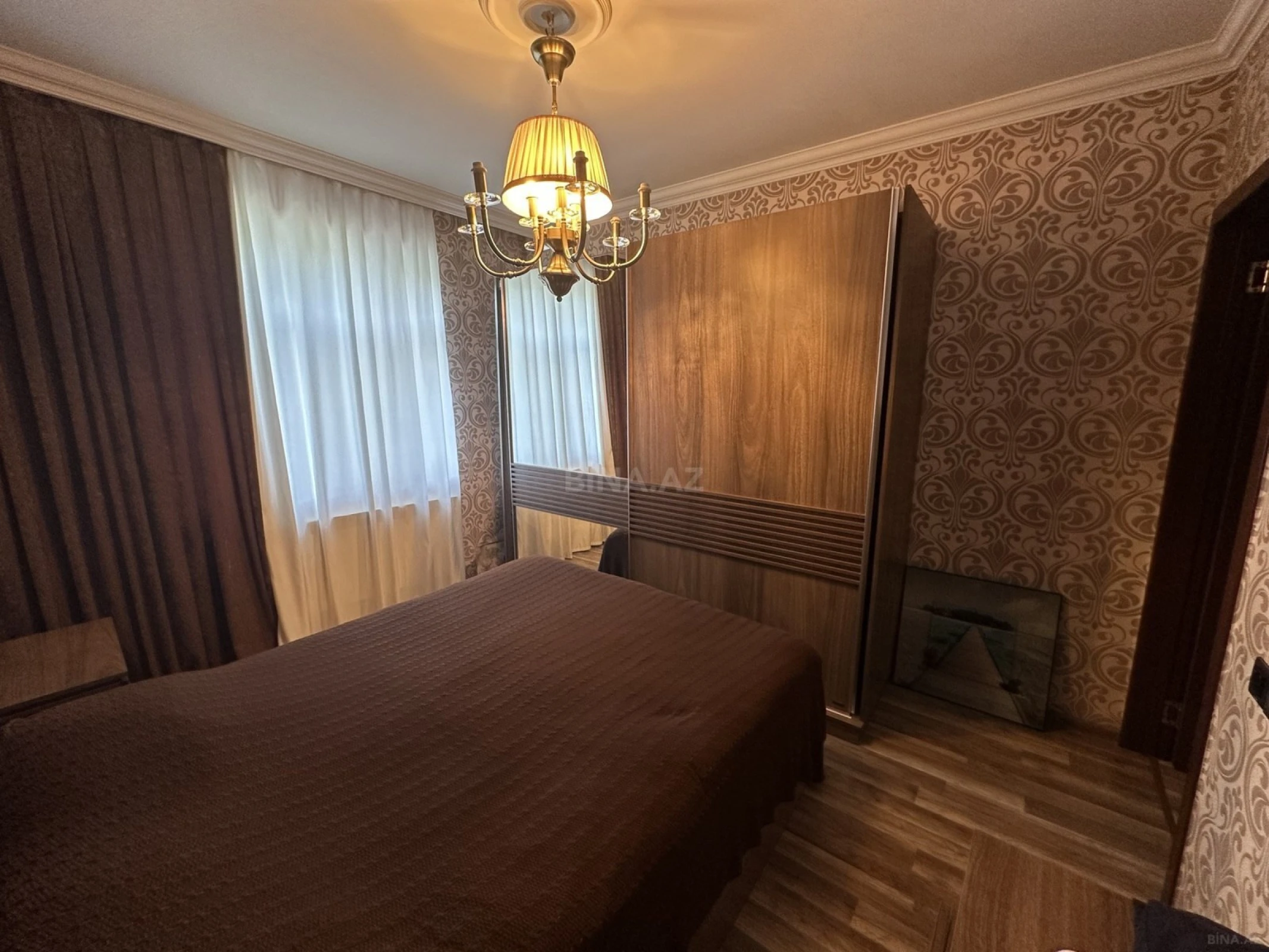 Satılır 2 otaqlı mənzil 65 m²