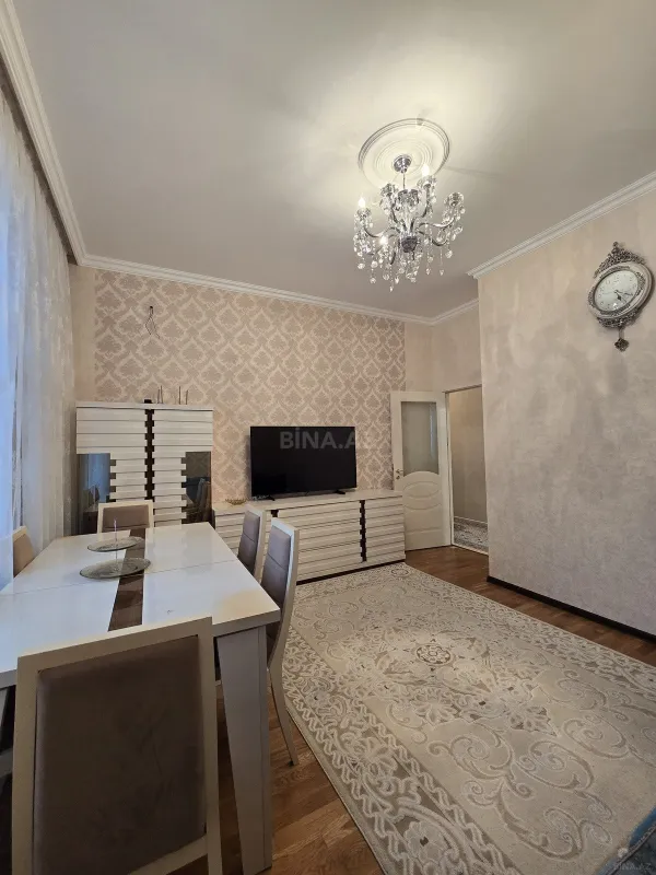 Satılır 2 otaqlı mənzil 63 m²
