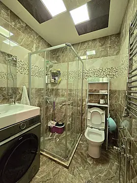 Satılır 2 otaqlı mənzil 63 m²