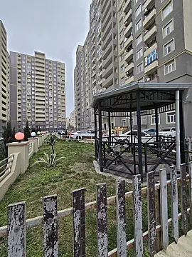Satılır 2 otaqlı mənzil 63 m²