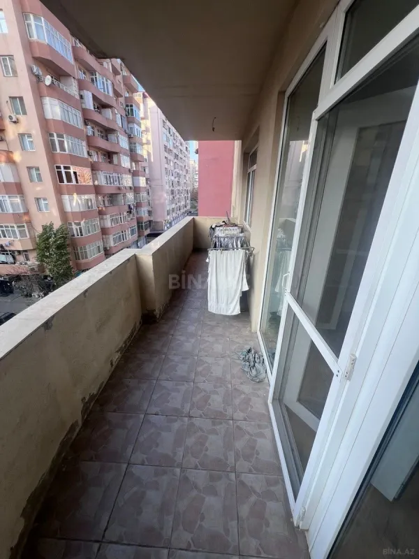Satılır 3 otaqlı mənzil 106 m²
