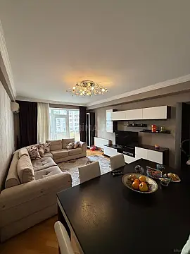 Satılır 3 otaqlı mənzil 106 m²