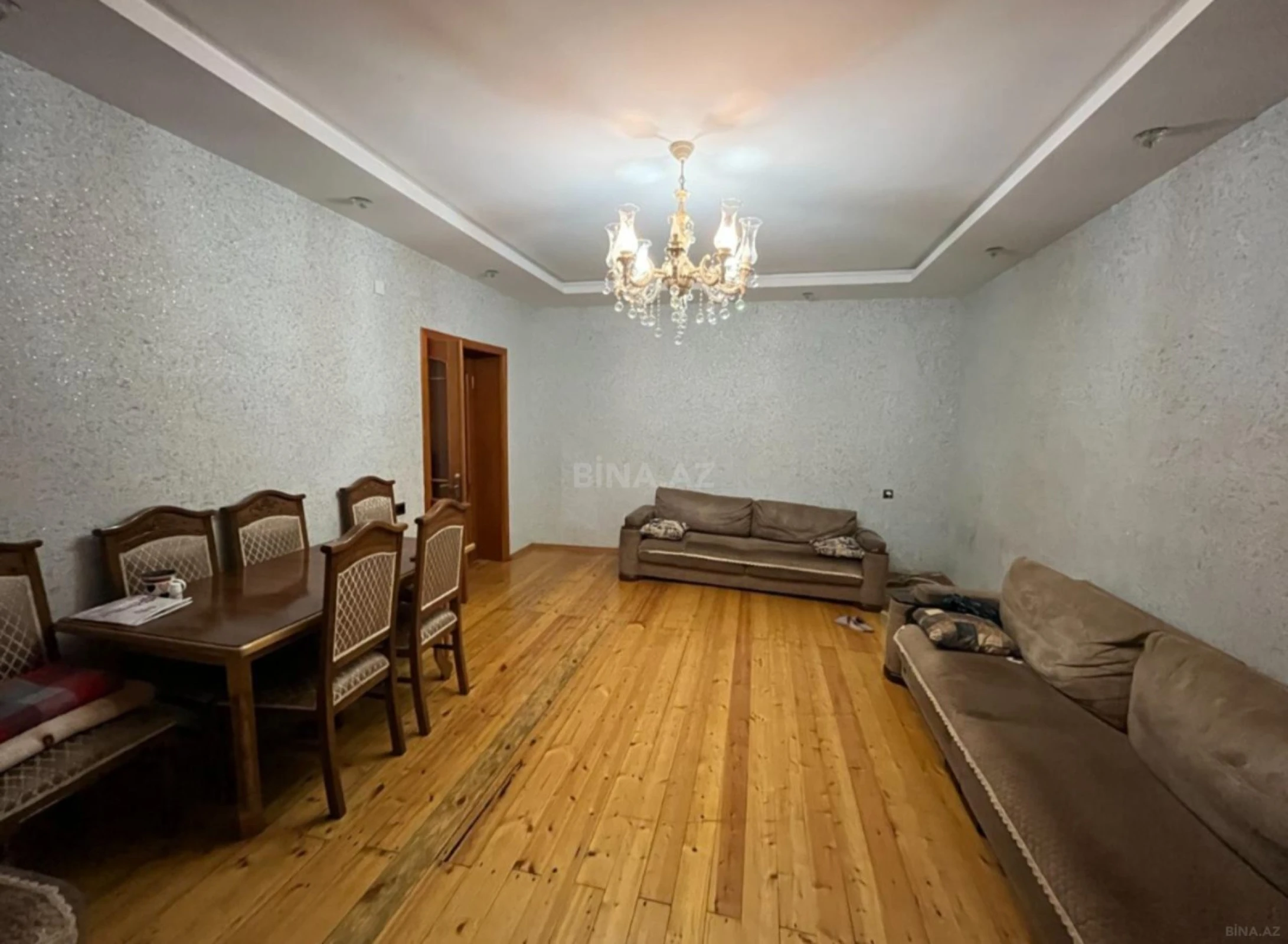 Satılır 7 otaqlı həyət evi 500 m²