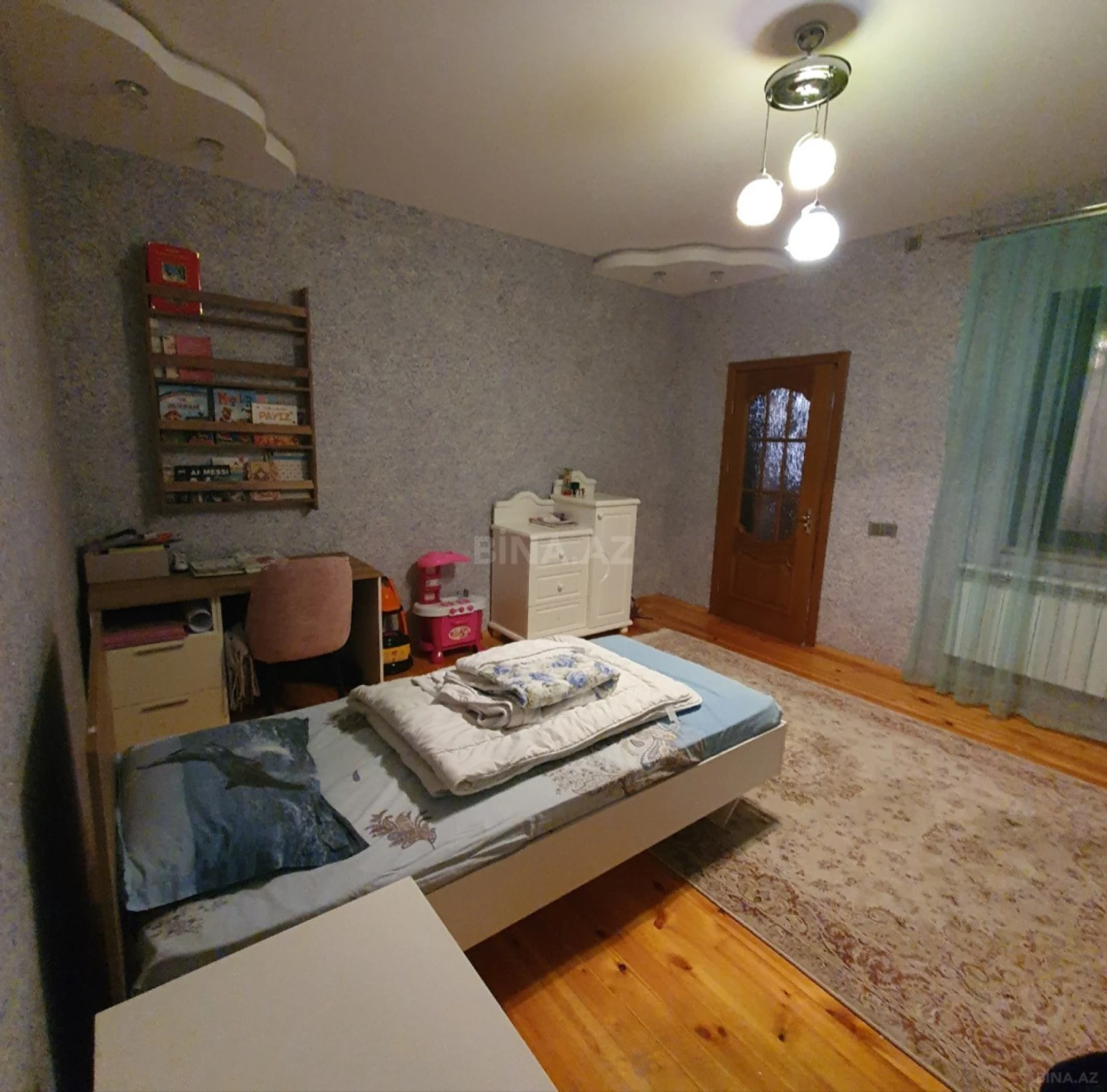 Satılır 7 otaqlı həyət evi 500 m²