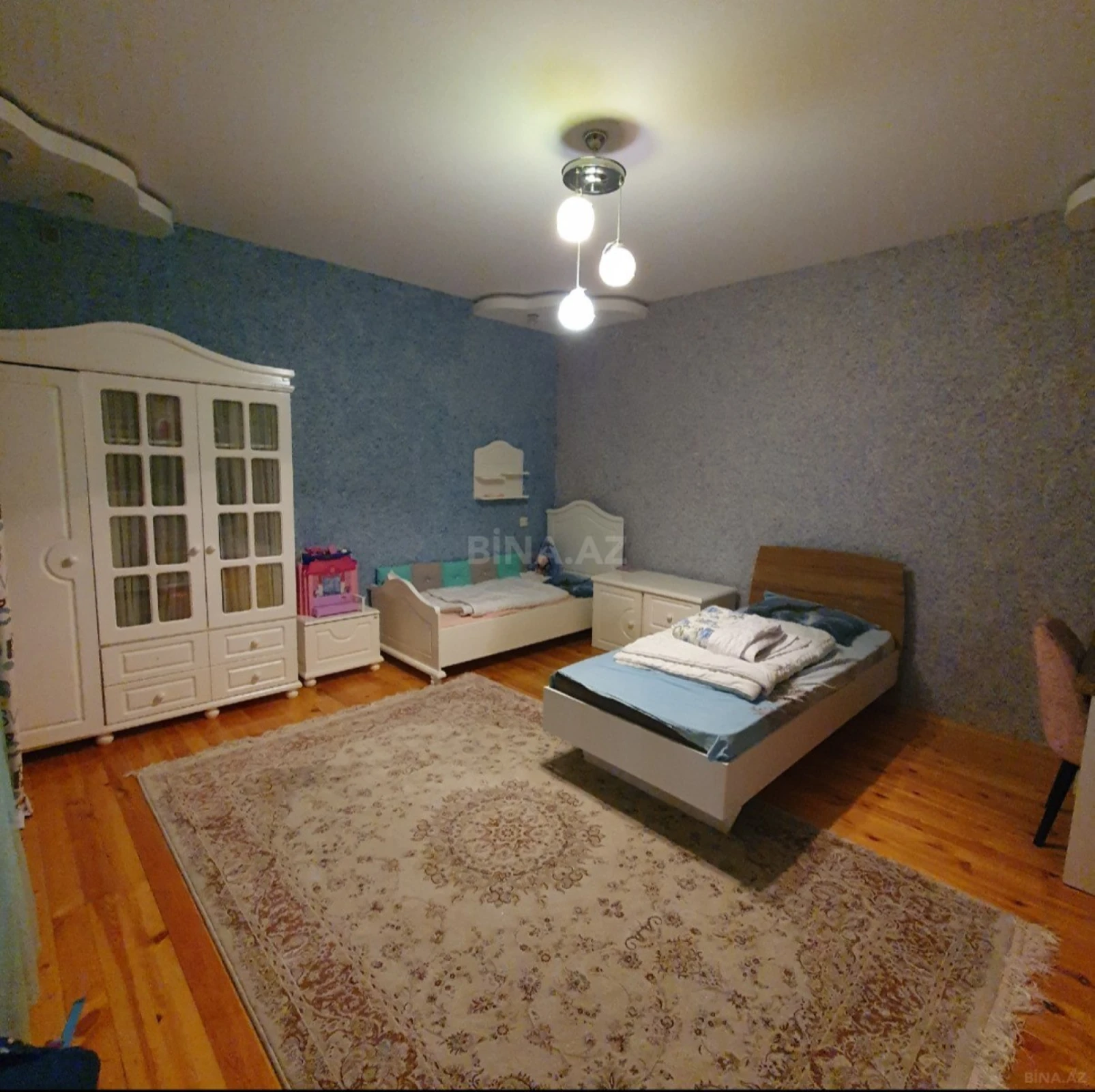Satılır 7 otaqlı həyət evi 500 m²