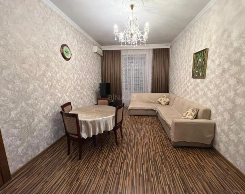 Satılır 3 otaqlı mənzil 90 m²