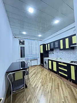 Satılır 3 otaqlı mənzil 110 m²