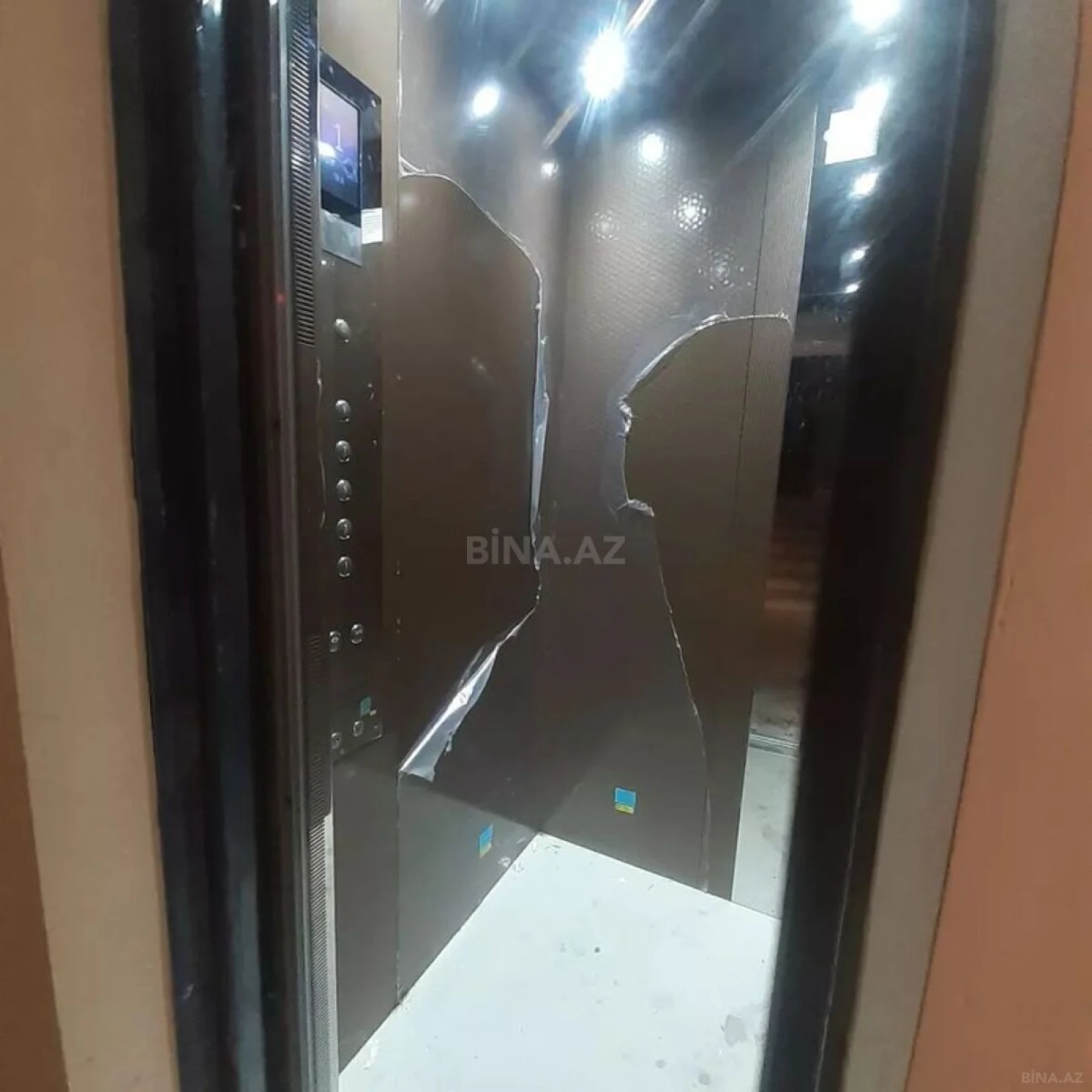 Satılır 2 otaqlı mənzil 42 m²