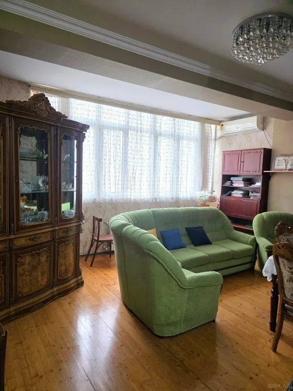 Satılır 3 otaqlı mənzil 96 m²