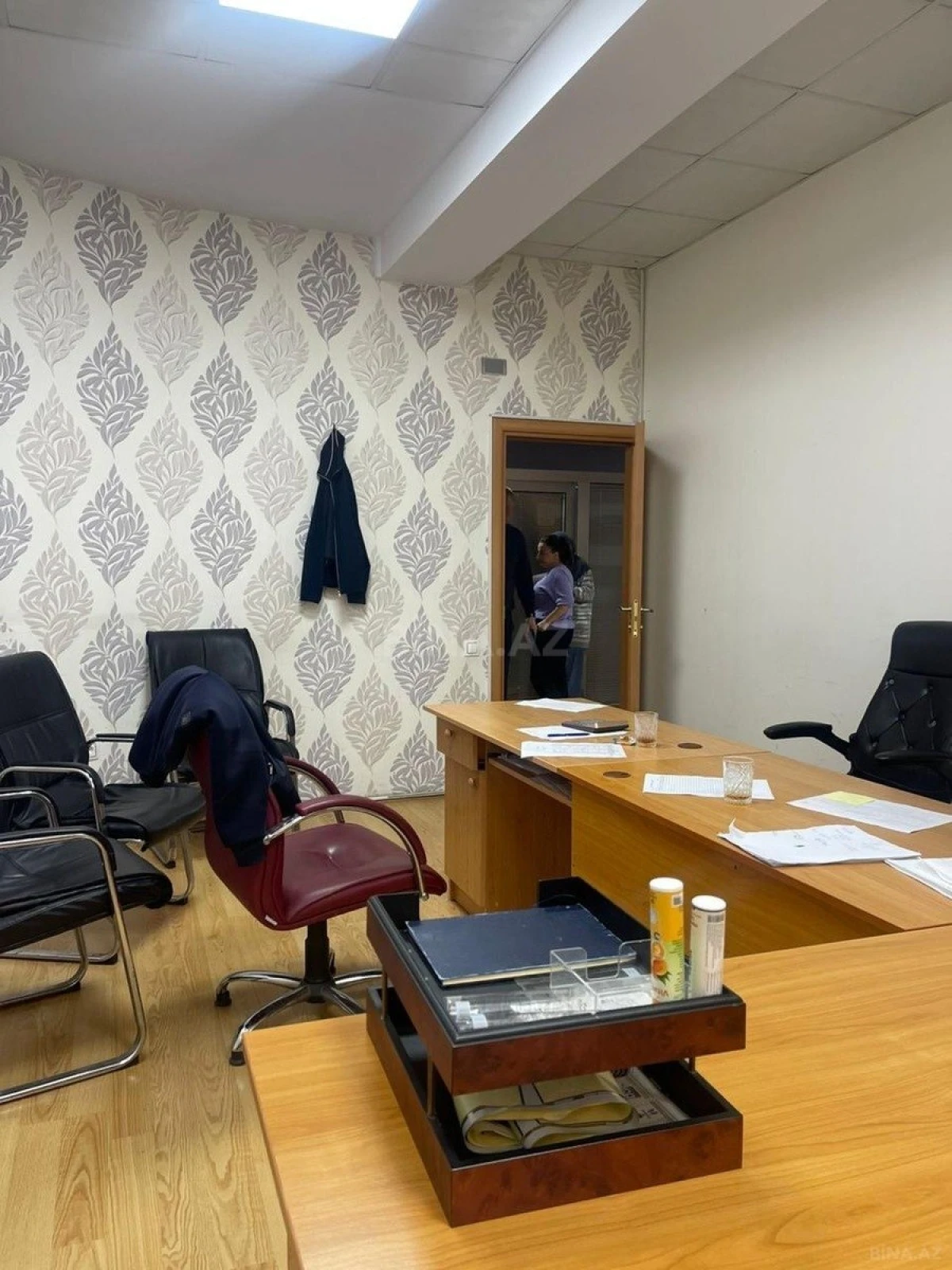 Kirayə verilir 7 otaqlı mənzil 220 m²