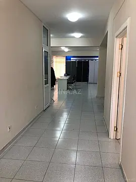 Kirayə verilir obyekt 130 m²