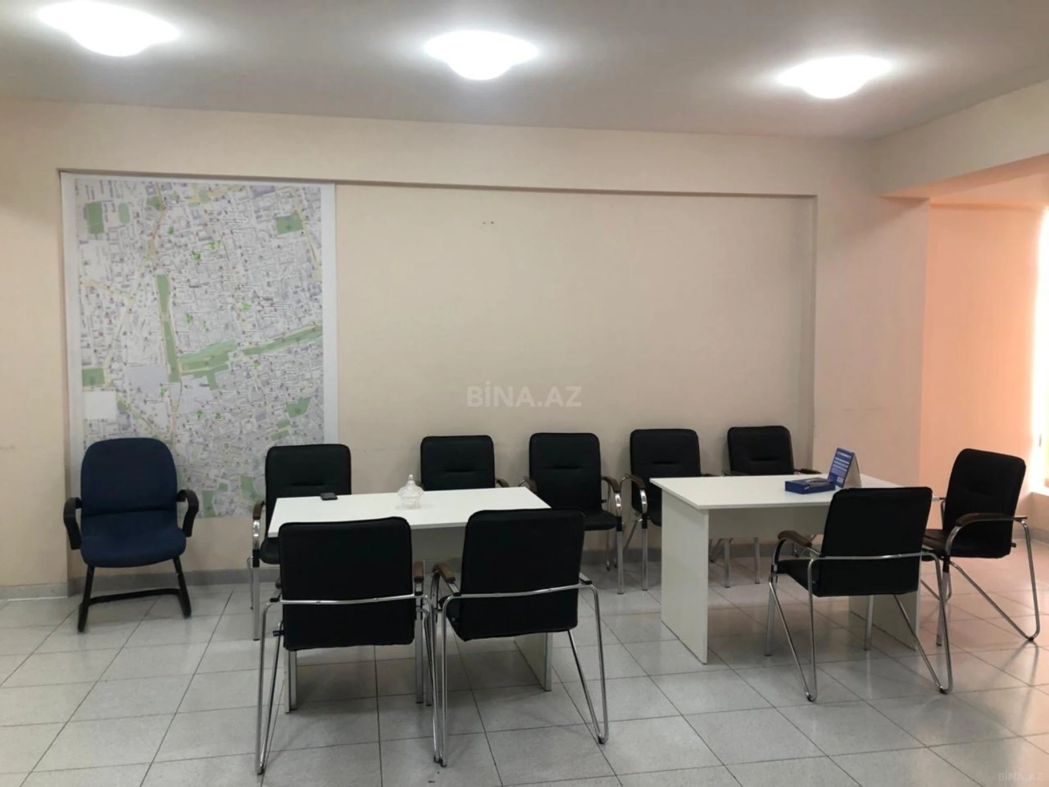 Kirayə verilir obyekt 130 m²