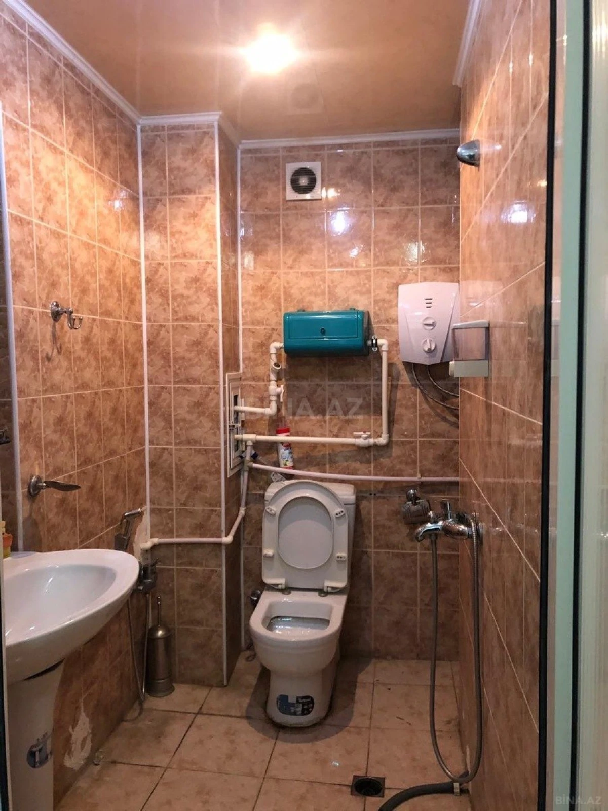 Kirayə verilir obyekt 130 m²