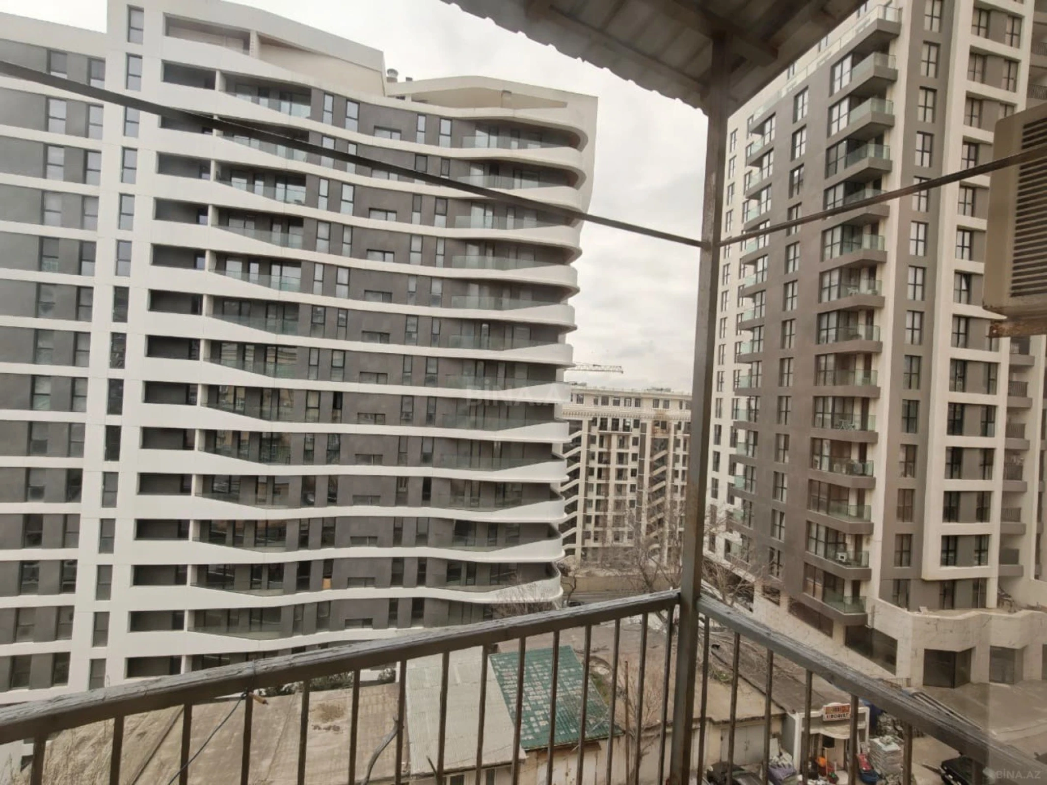 Satılır 2 otaqlı mənzil 49.5 m²