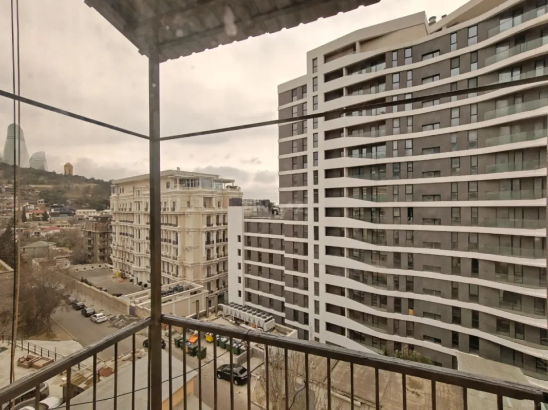 Satılır 2 otaqlı mənzil 49.5 m²