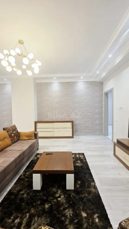 Kirayə verilir 2 otaqlı mənzil 100 m²