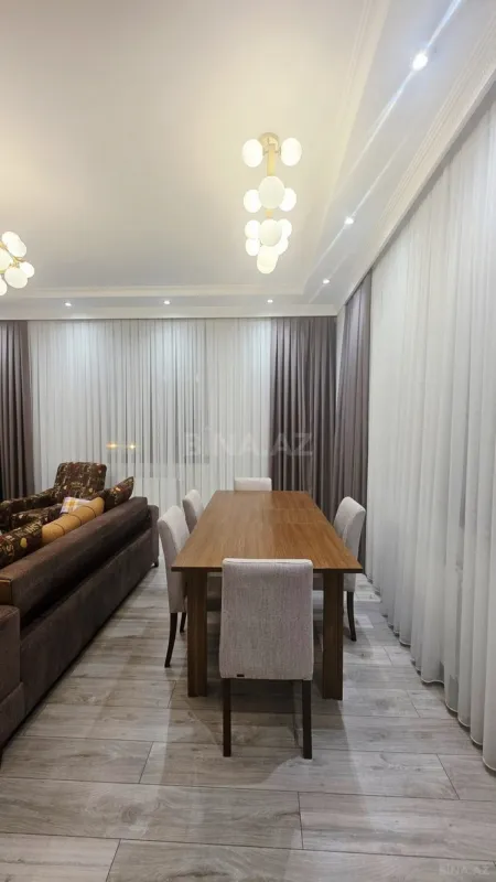 Kirayə verilir 2 otaqlı mənzil 100 m²