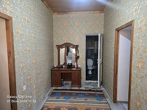 Kirayə verilir 2 otaqlı həyət evi 65 m²