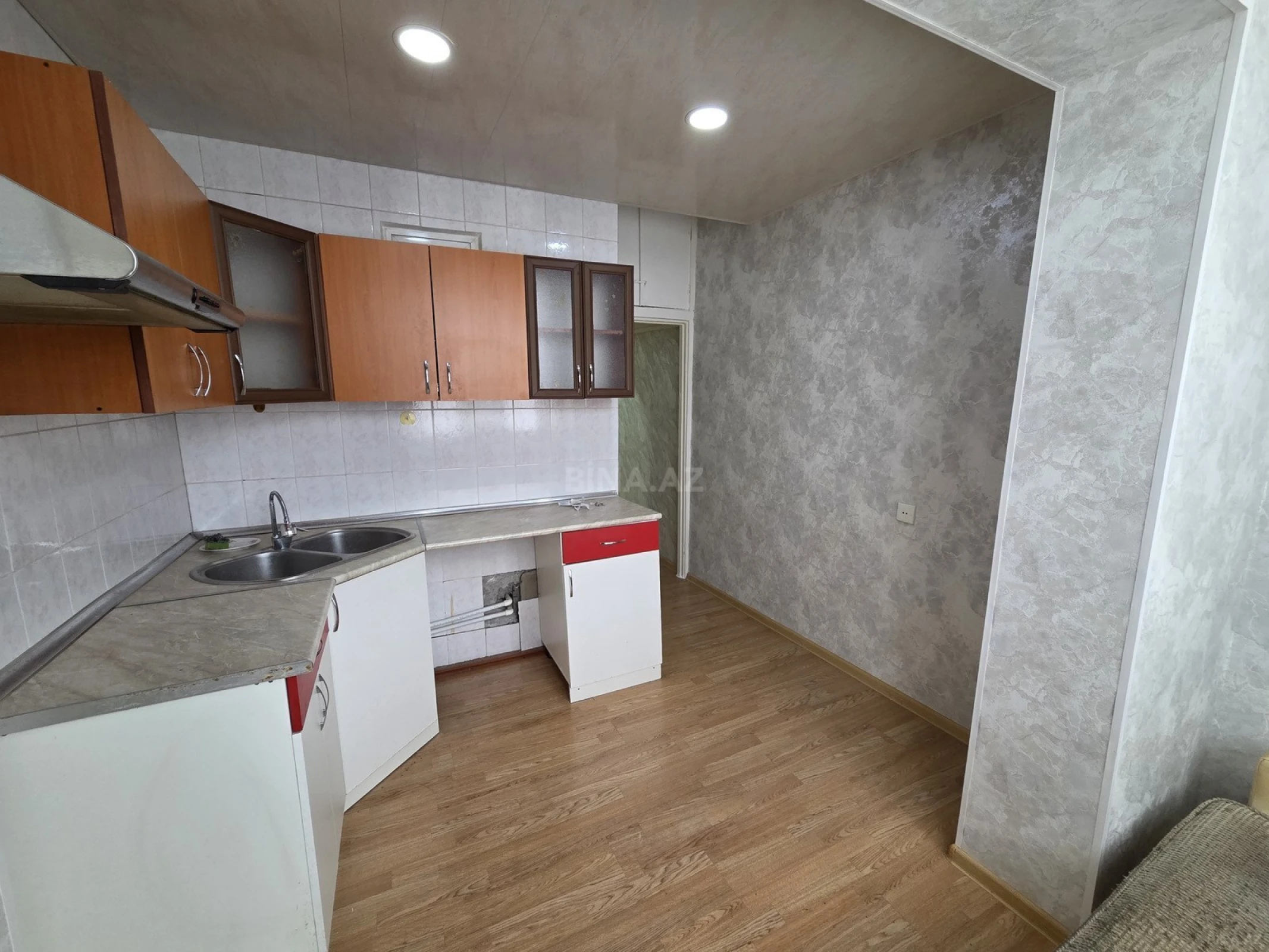 Satılır 1 otaqlı mənzil 50 m²