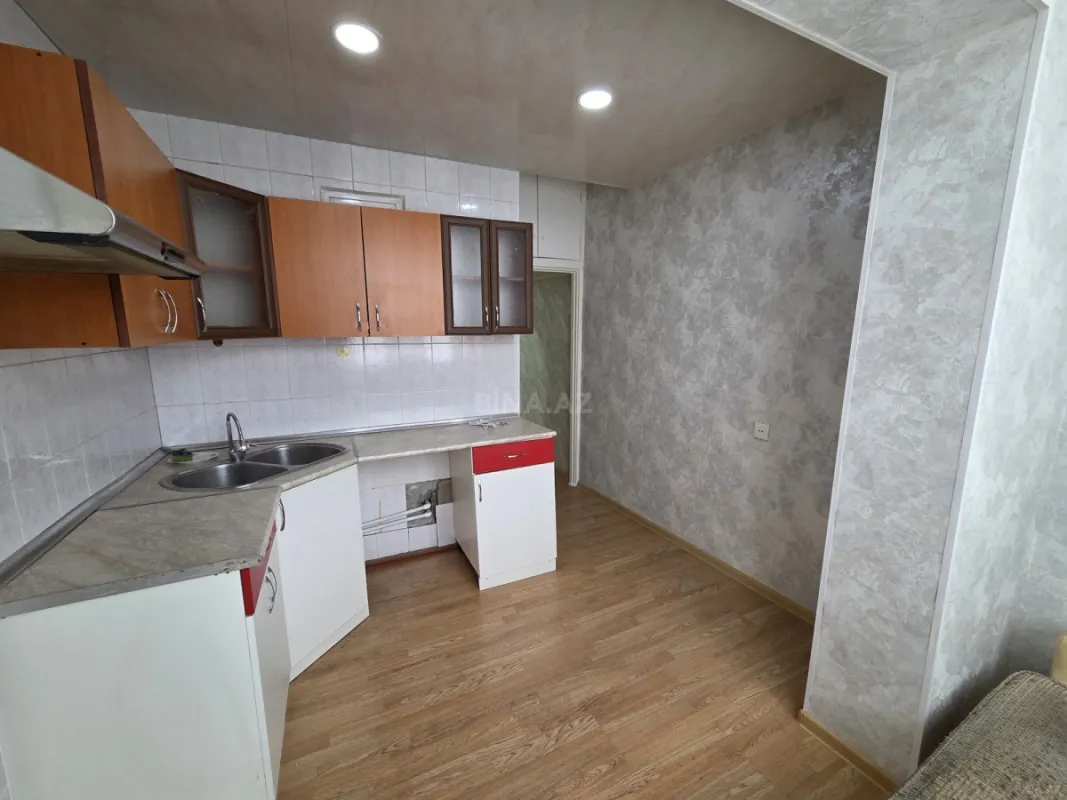 Satılır 1 otaqlı mənzil 50 m²