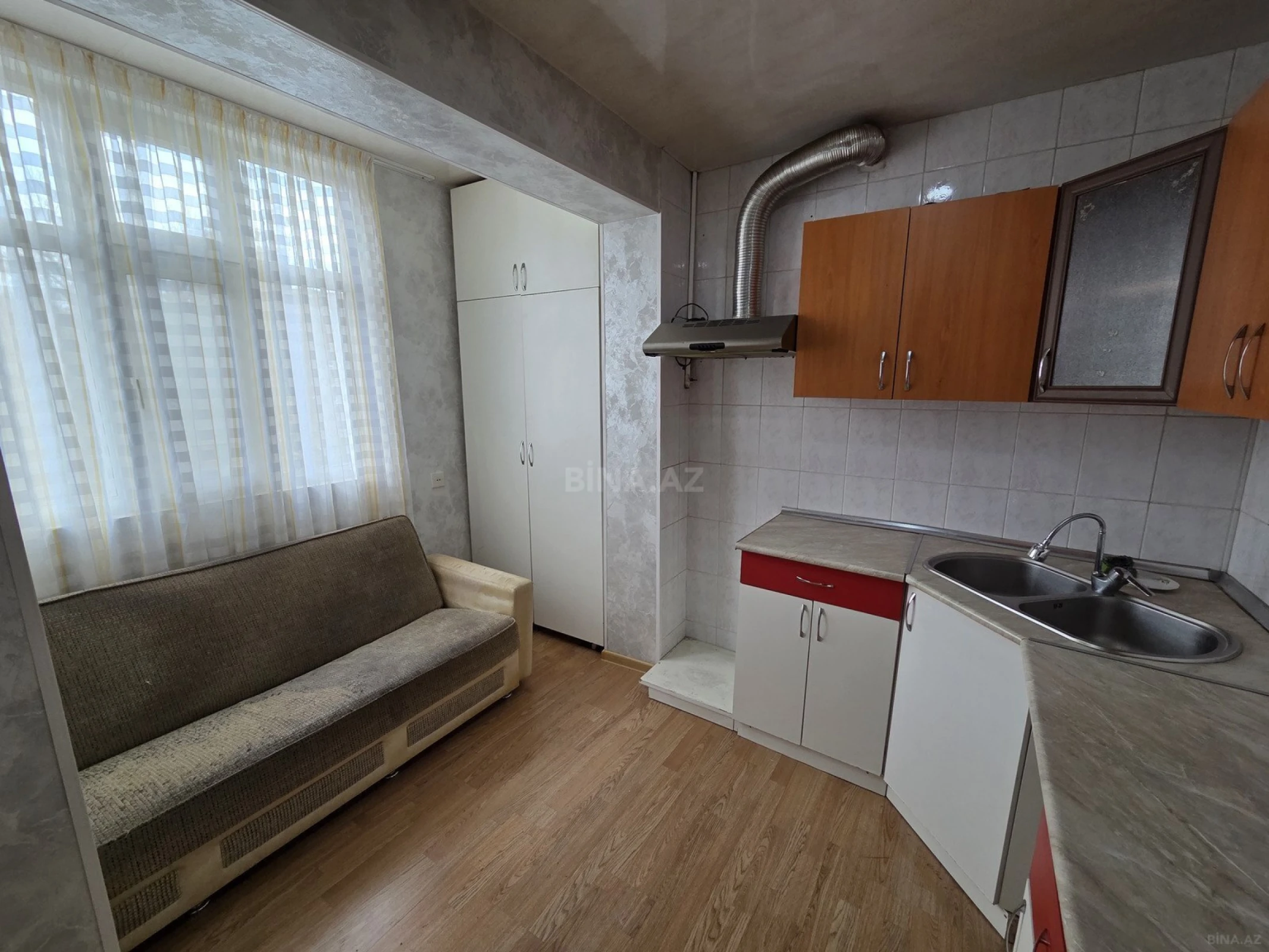 Satılır 1 otaqlı mənzil 50 m²