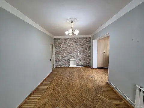 Satılır 1 otaqlı mənzil 50 m²