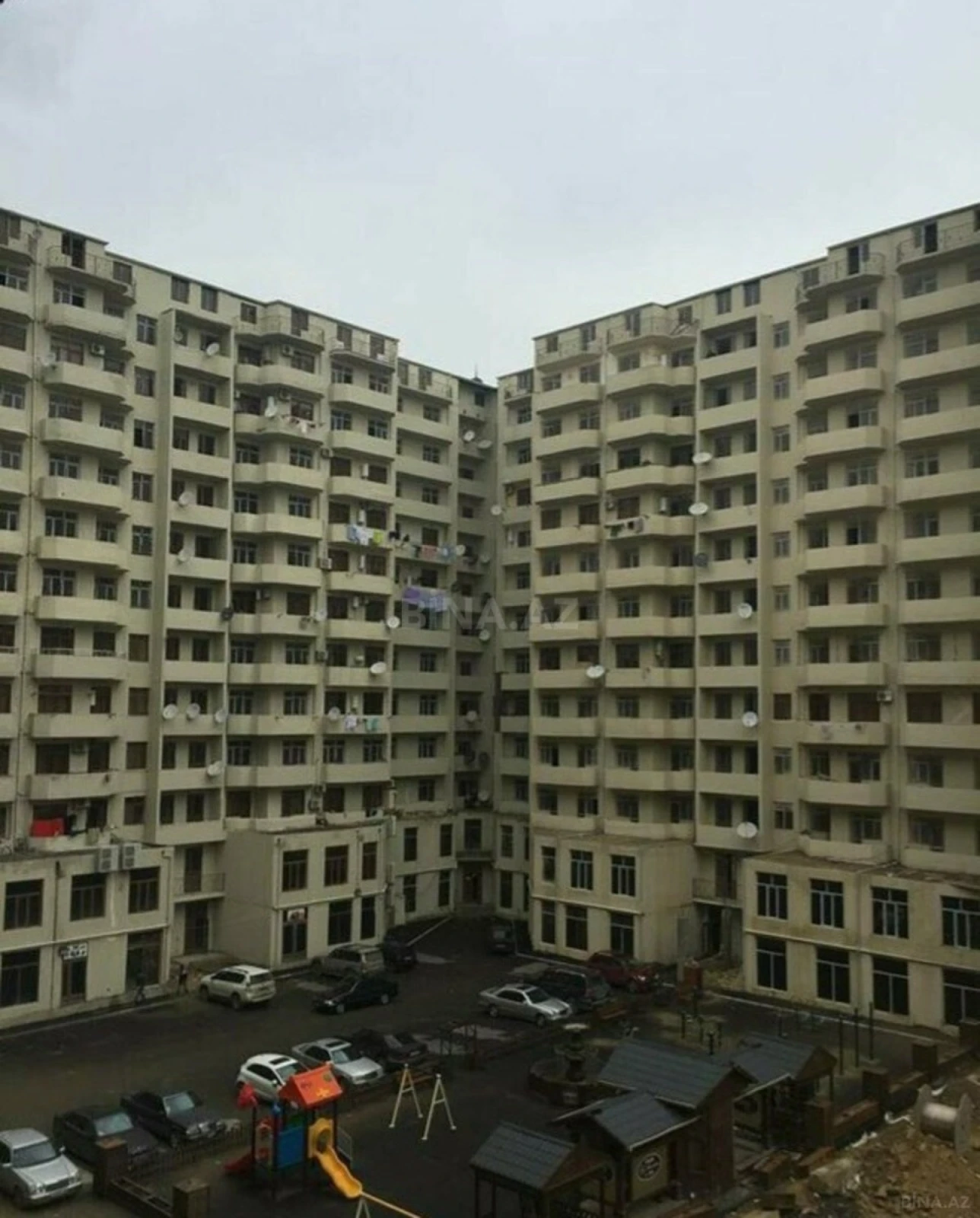 Kirayə verilir 2 otaqlı mənzil 55 m²