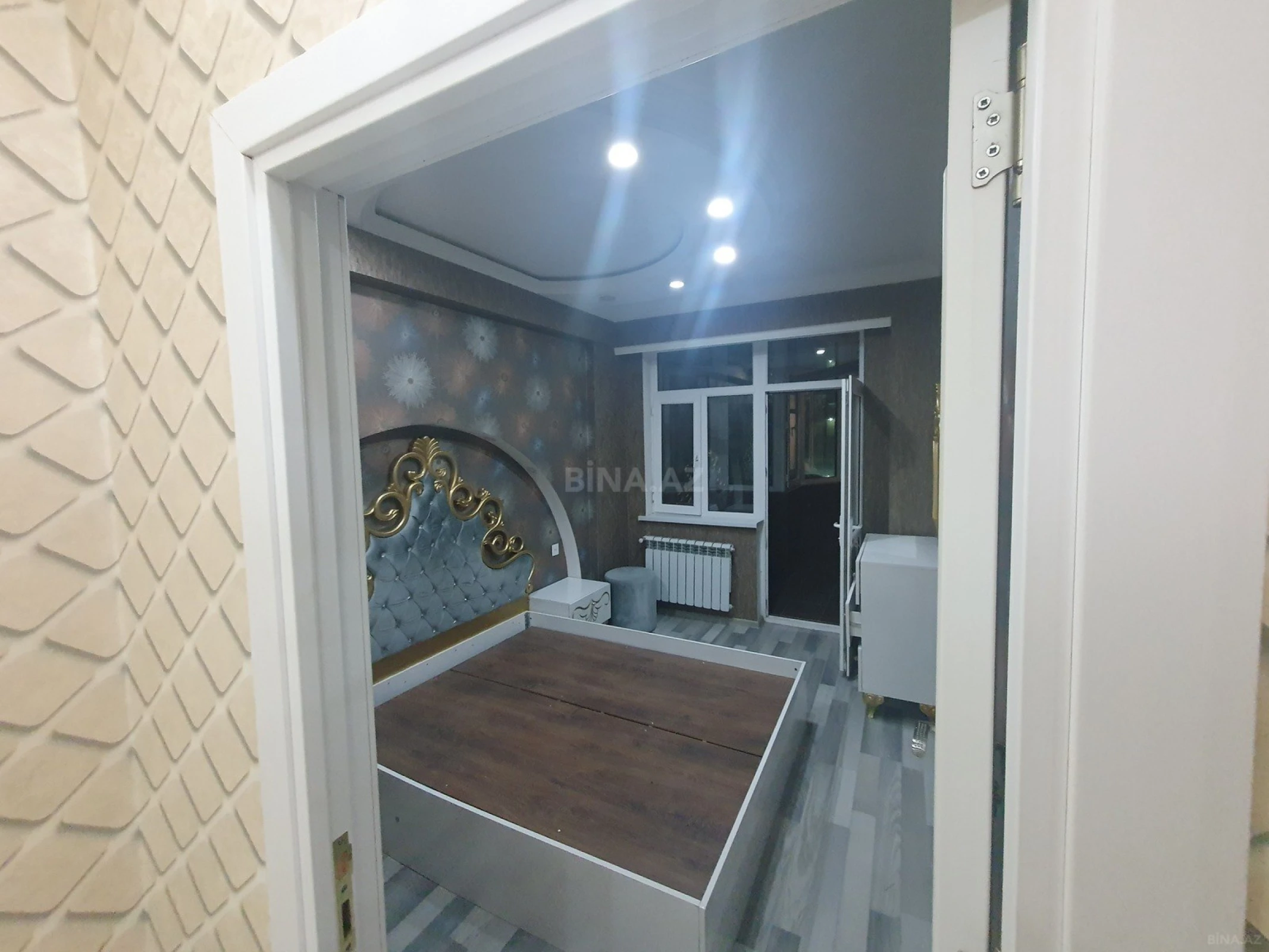 Kirayə verilir 2 otaqlı mənzil 55 m²