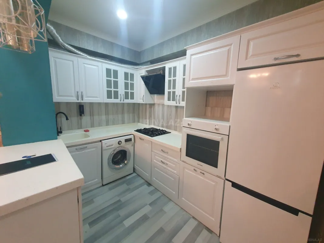 Kirayə verilir 2 otaqlı mənzil 55 m²