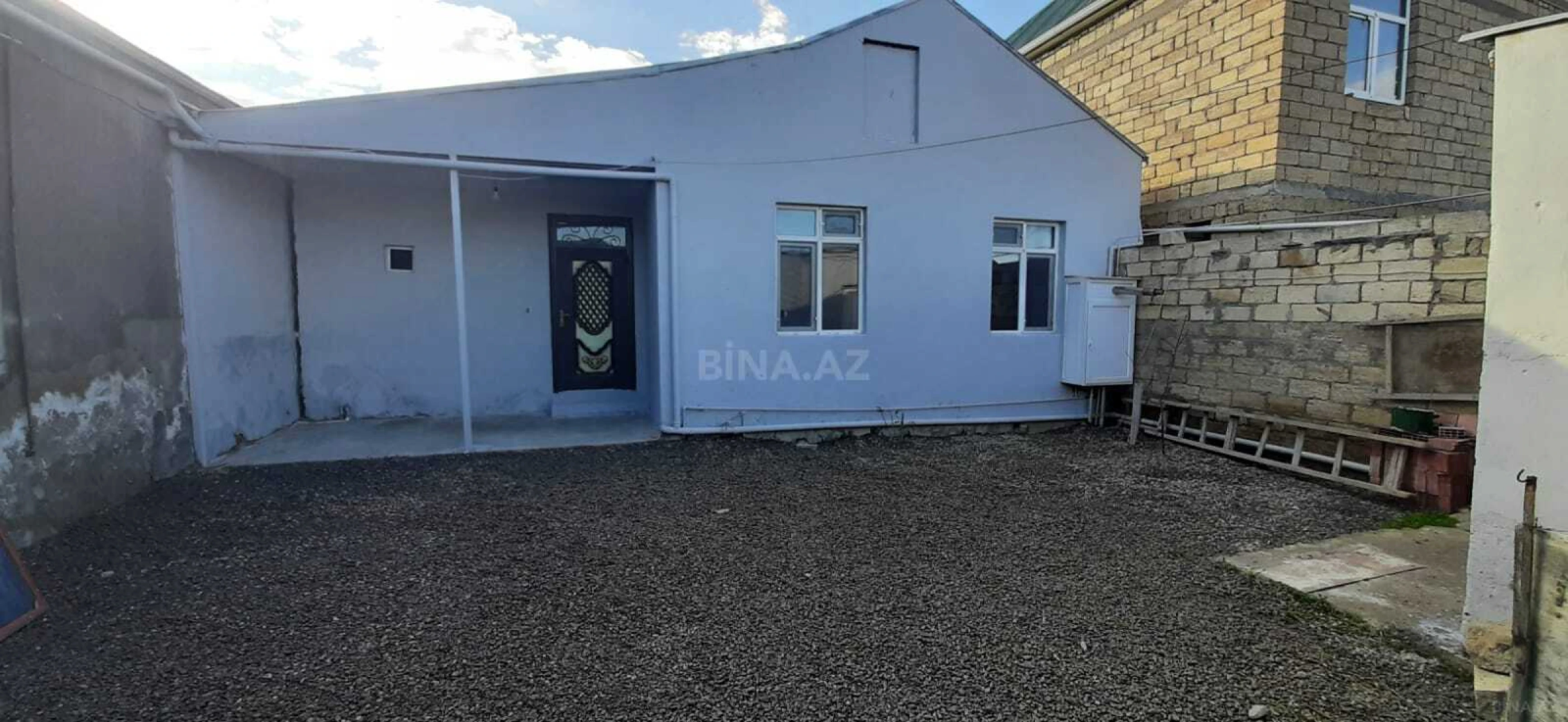 Satılır 4 otaqlı həyət evi 90 m²