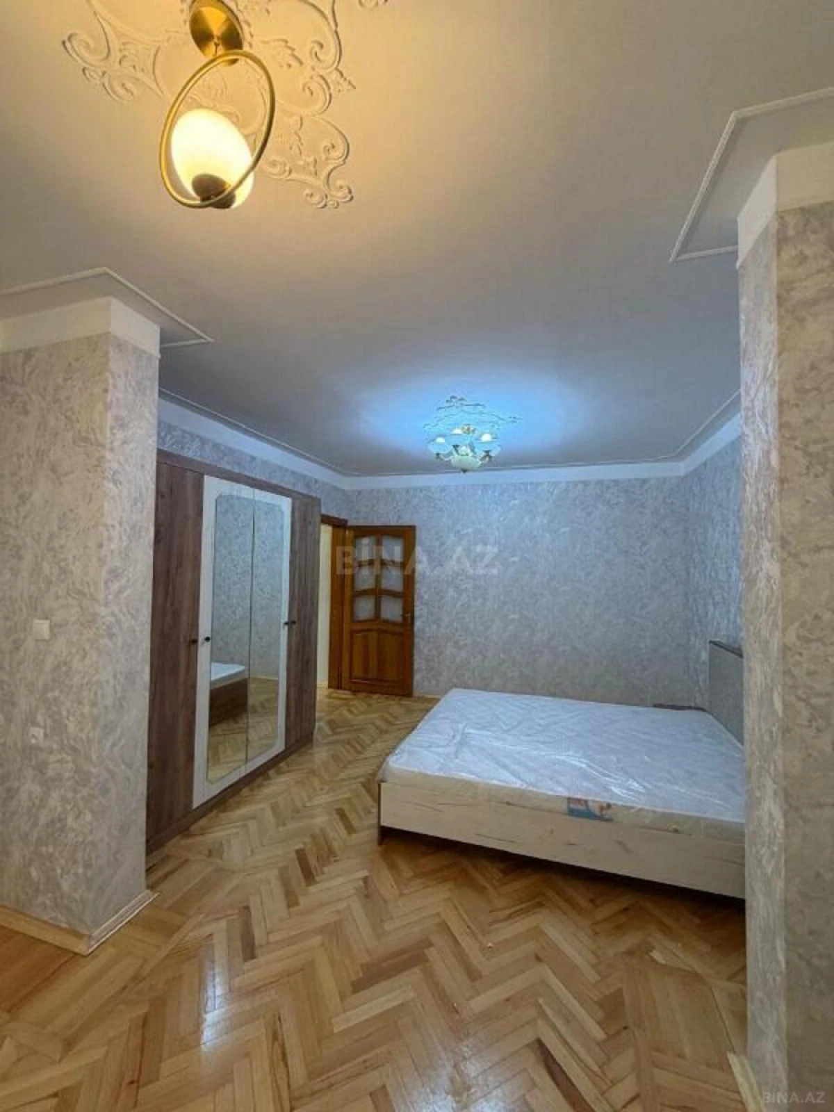Satılır 3 otaqlı mənzil 80 m²