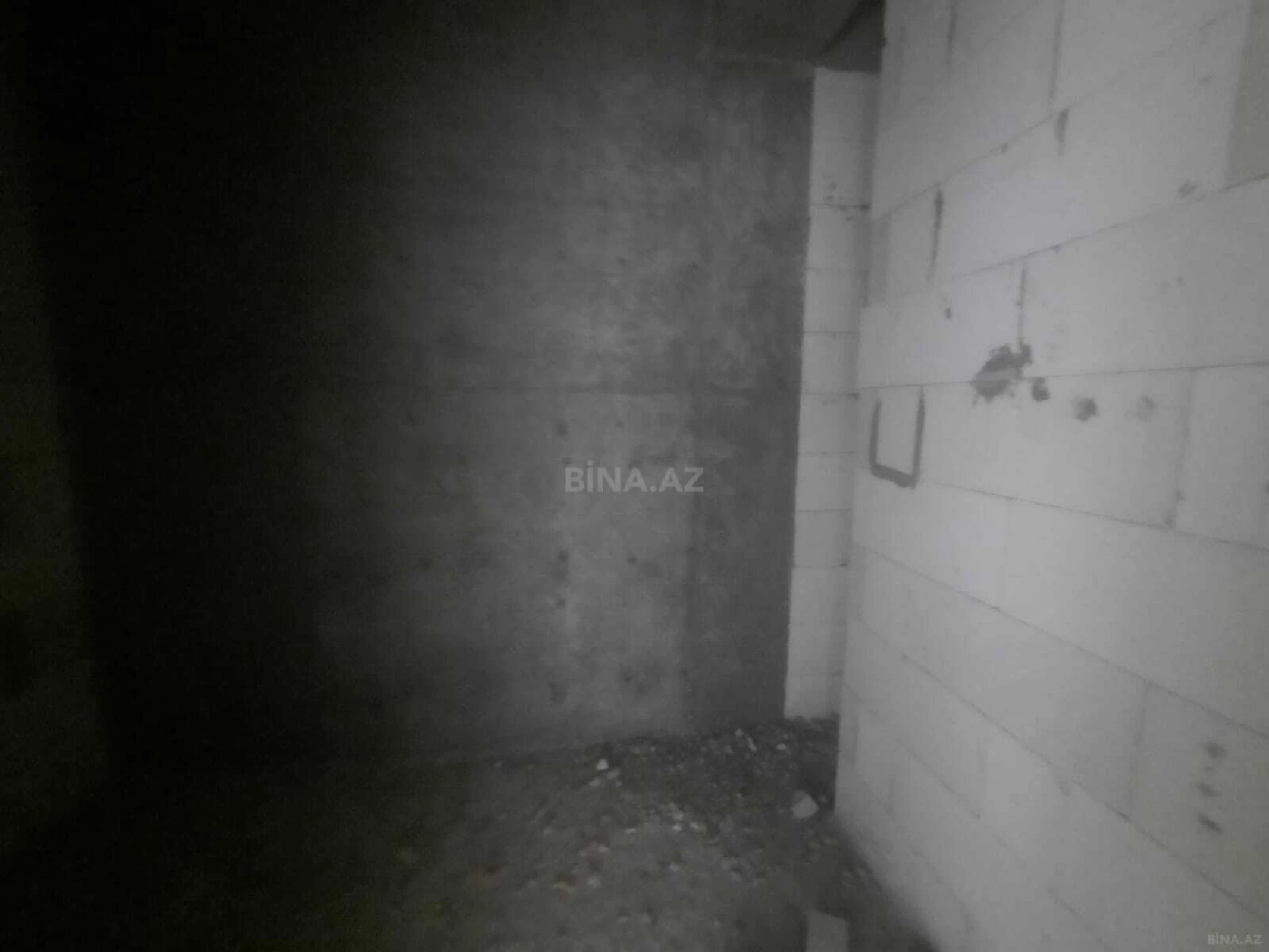 Satılır 3 otaqlı mənzil 136 m²