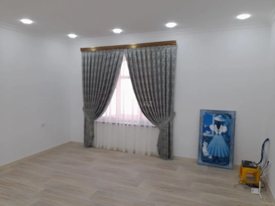Kirayə verilir 4 otaqlı həyət evi 220 m²