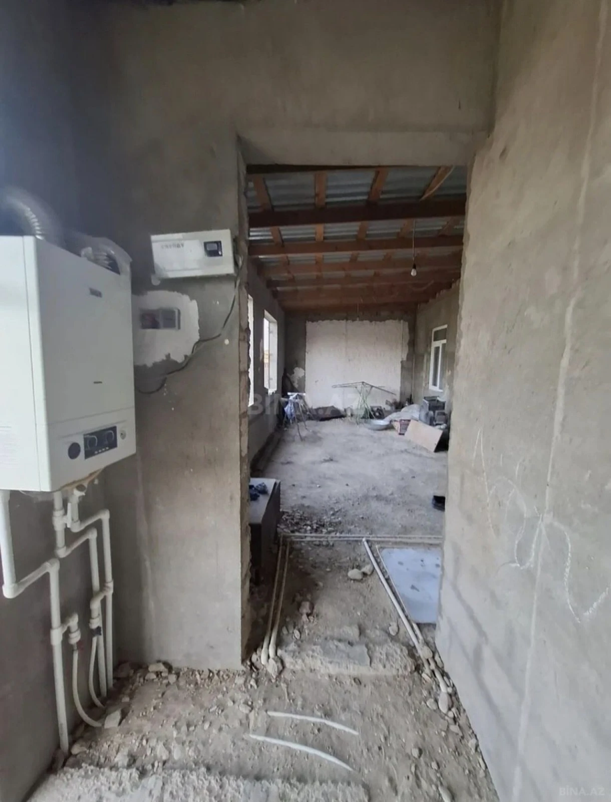 Satılır 4 otaqlı həyət evi 140 m²