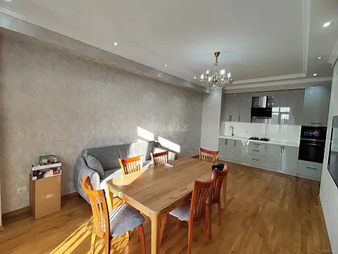 Kirayə verilir 3 otaqlı mənzil 84 m²